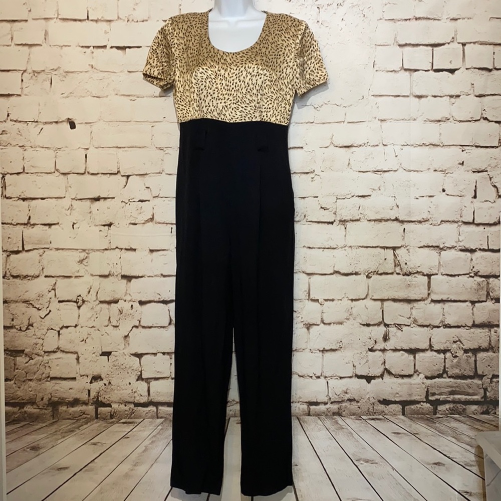 ✨VTG✨80’s Leopard Jumpsuit, Size 8
